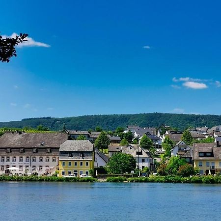 Hotel- Weingut- Moselloreley Piesport Esterno foto