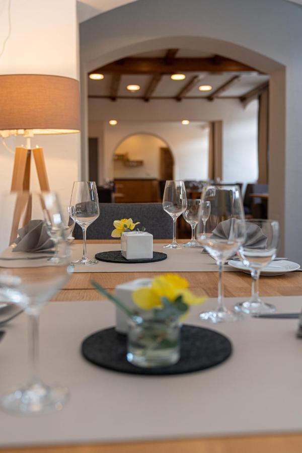 Hotel- Weingut- Moselloreley Piesport Esterno foto