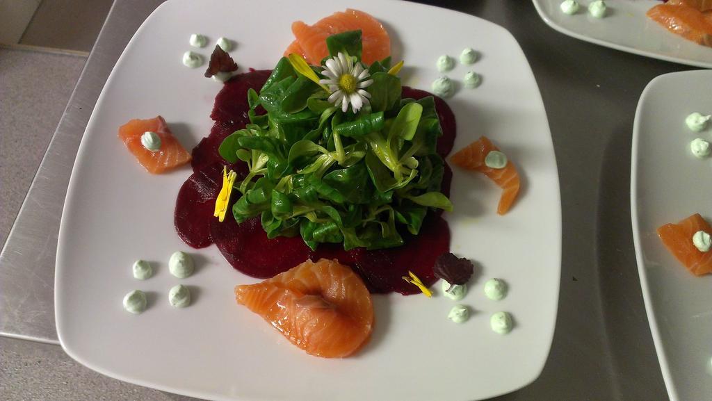Hotel- Weingut- Moselloreley Piesport Esterno foto