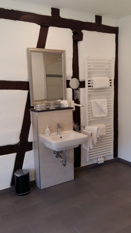 Hotel- Weingut- Moselloreley Piesport Esterno foto