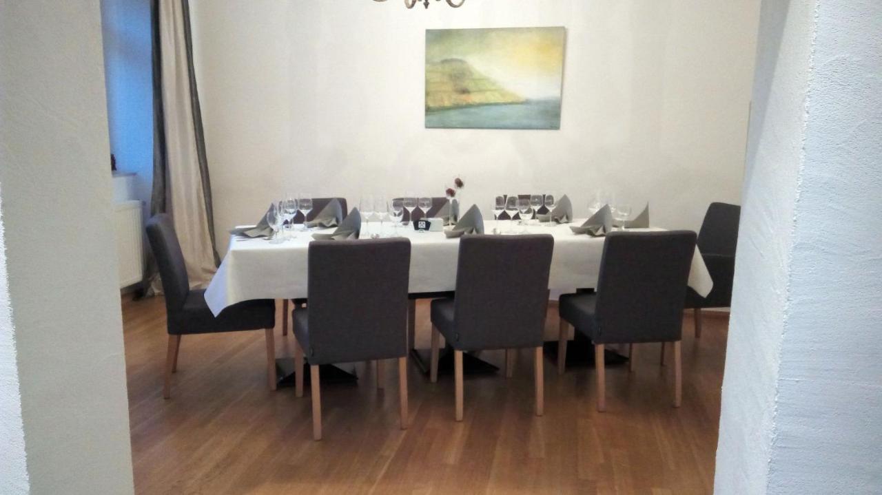 Hotel- Weingut- Moselloreley Piesport Esterno foto